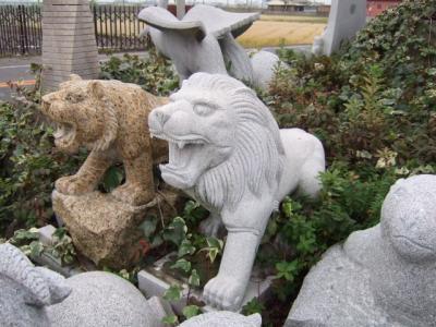 みかげ彫刻物  ライオン　３尺