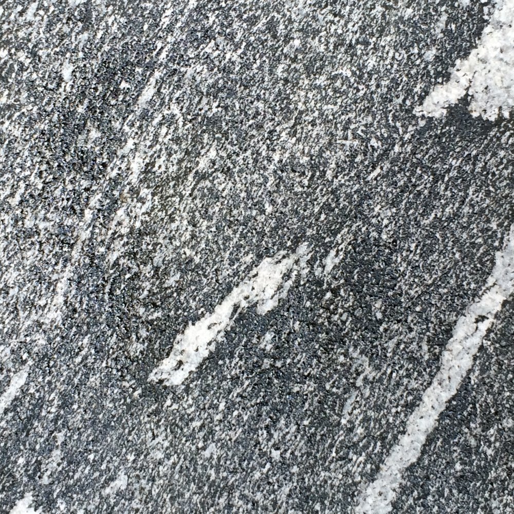 雪灰 J