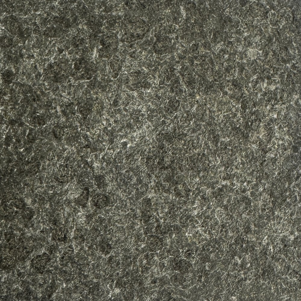 G684 J